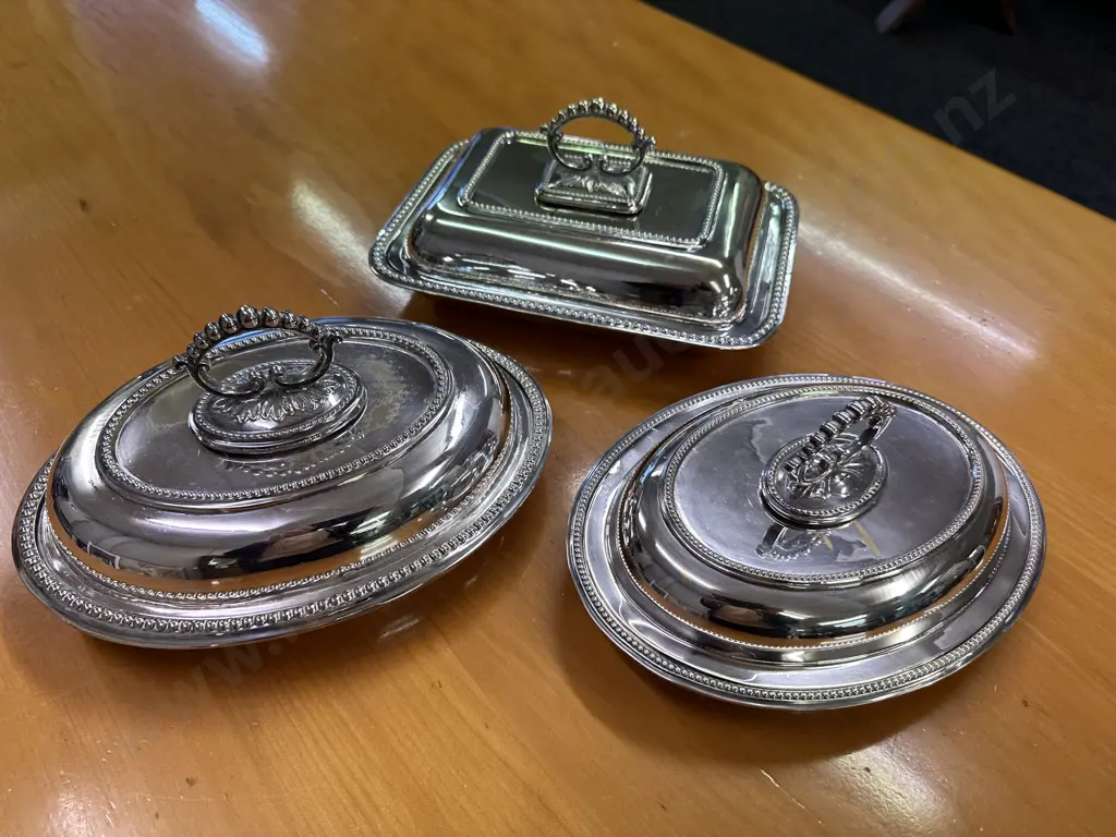 Silverware Lidded Serving Dishes x 3 Image 1++