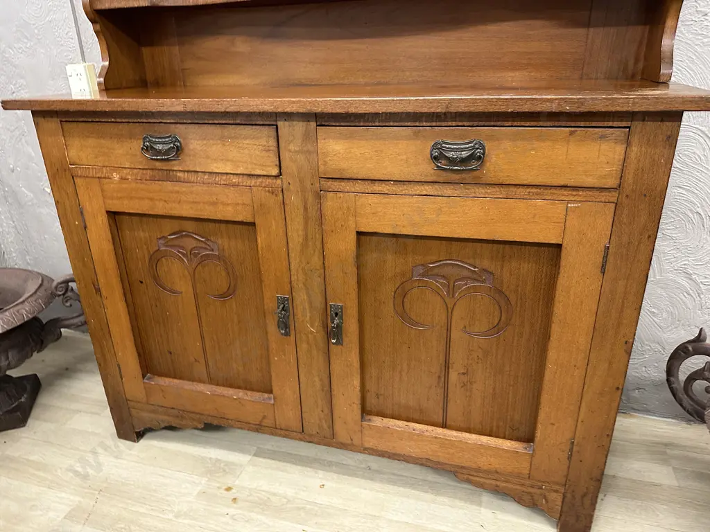 1920s Arts & Crafts Australian Maple Sideboard, Bevelled Mirror Upper Section, Original Handles & Key, H200 W138 D47cm Image 1++