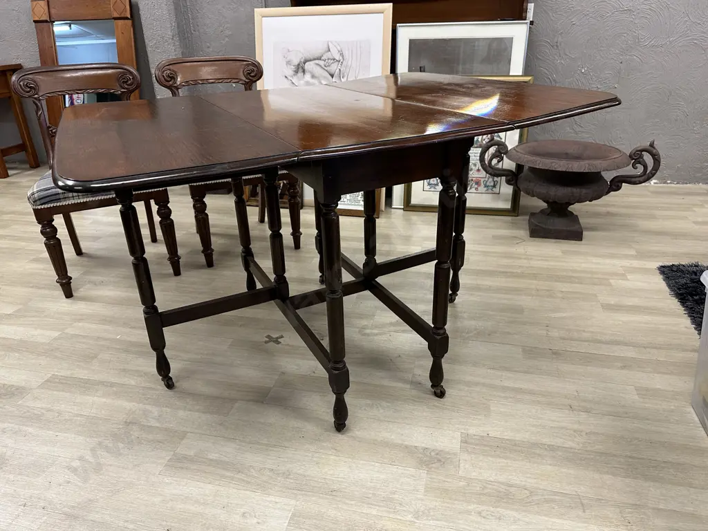 Antique Mahogany Gateleg Table, H78 W50 / 87.5 / 125 D100cm Image 1++