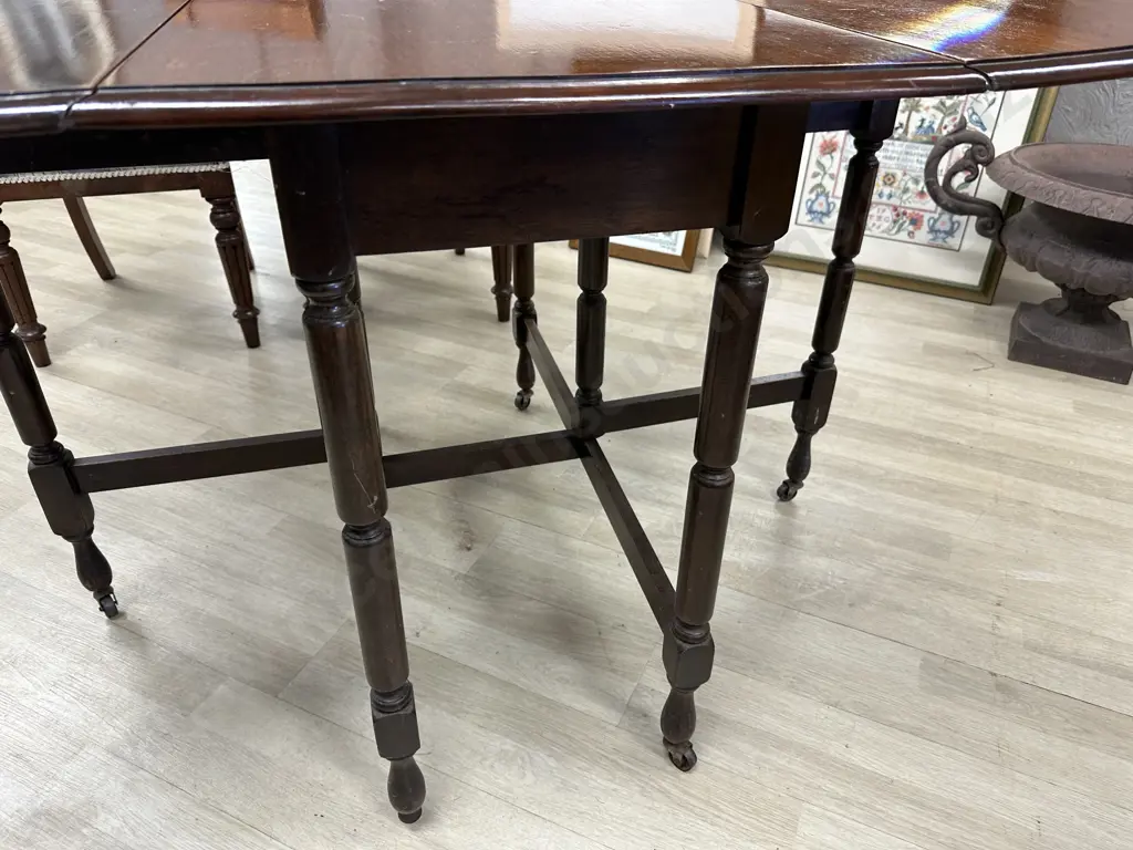 Antique Mahogany Gateleg Table, H78 W50 / 87.5 / 125 D100cm Image 1++