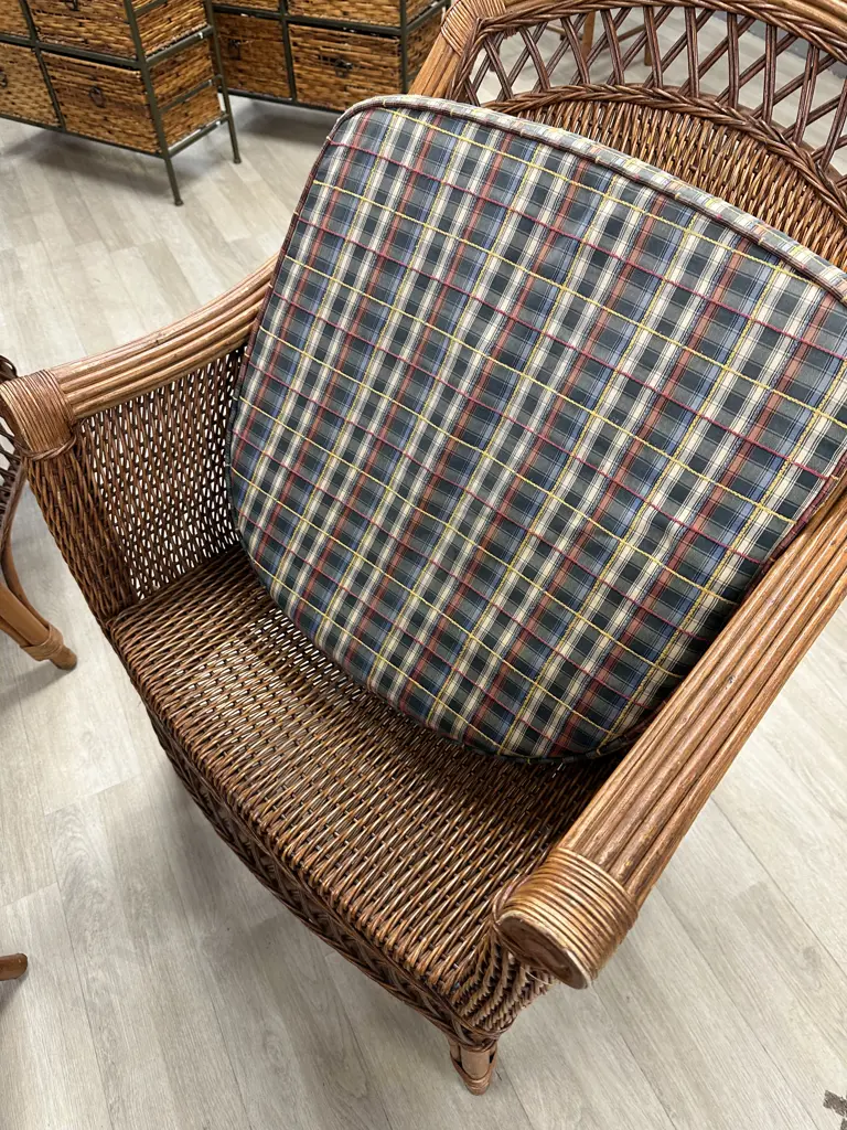 Pair of French Provencial Wicker Chairs With Matching Side Table Image 1++