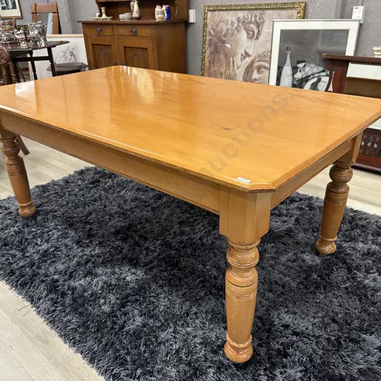 Antique Victorian Kauri Farmhouse Dining Table, Turned Legs, Varnish Finish, H72 W165 D110cm