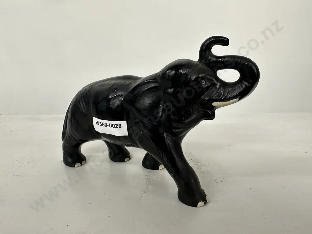 Vintage Black Sylvac Elephant Figurine No 815, 12 x 17cm Image 1++