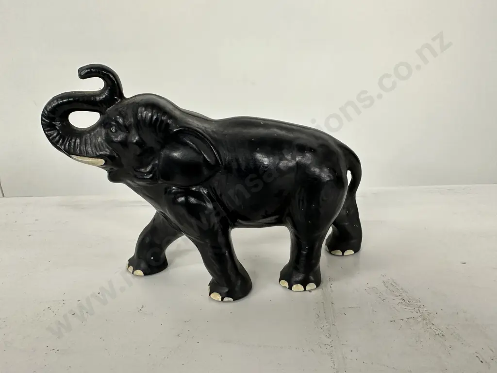 Vintage Black Sylvac Elephant Figurine No 815, 12 x 17cm Image 1++