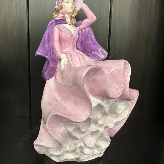 Coalport 'Ladies Of Fashion Figurine' Colleen H21cm