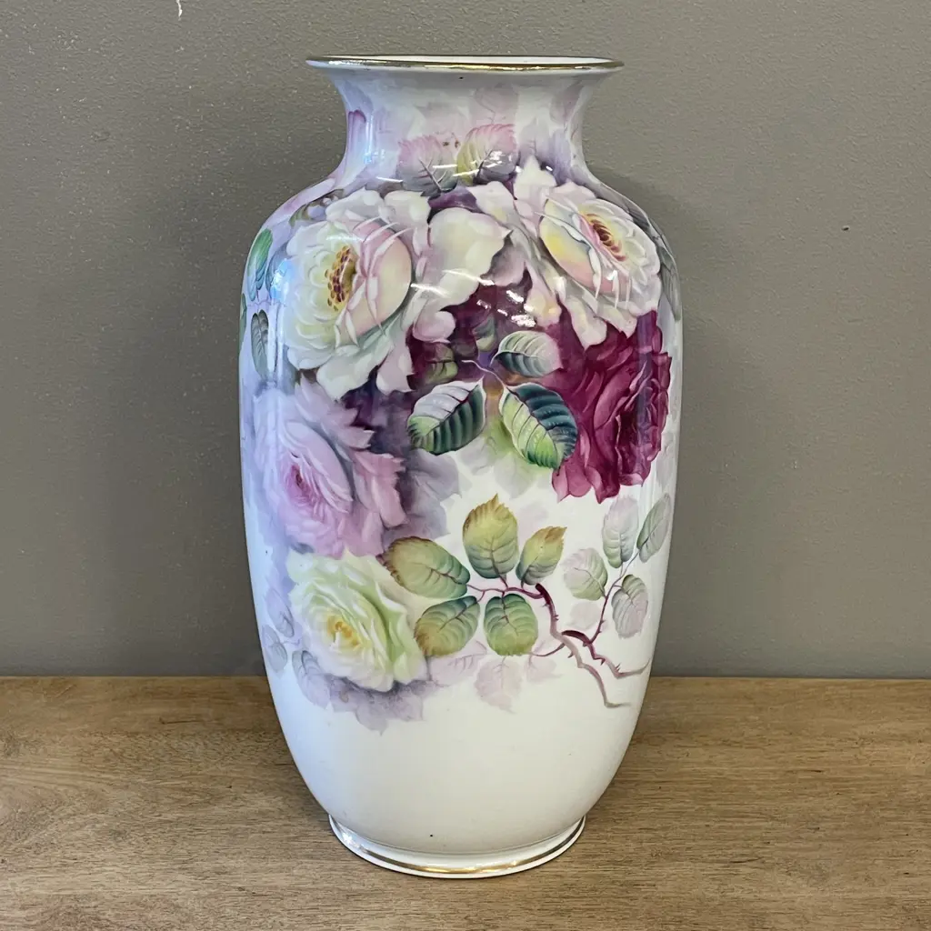 Stunning Japanese Handpainted Porcelain Vase with Roses. H31cm Image 1++