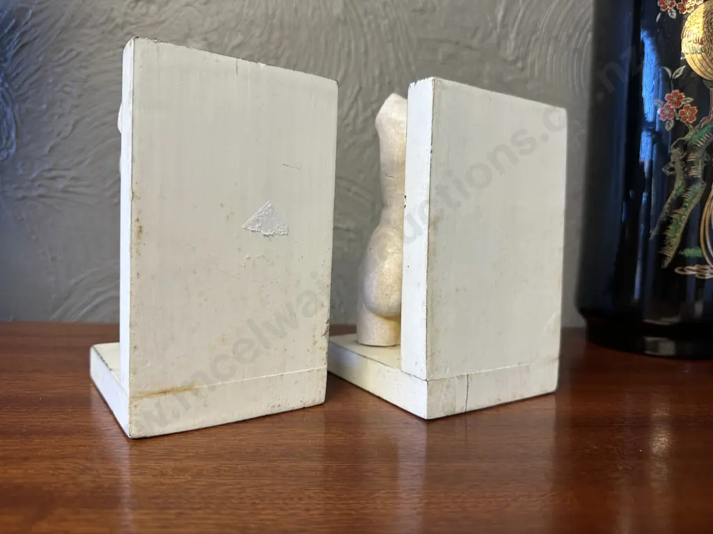 Cream Torso Bookends, H15cm Image 1++