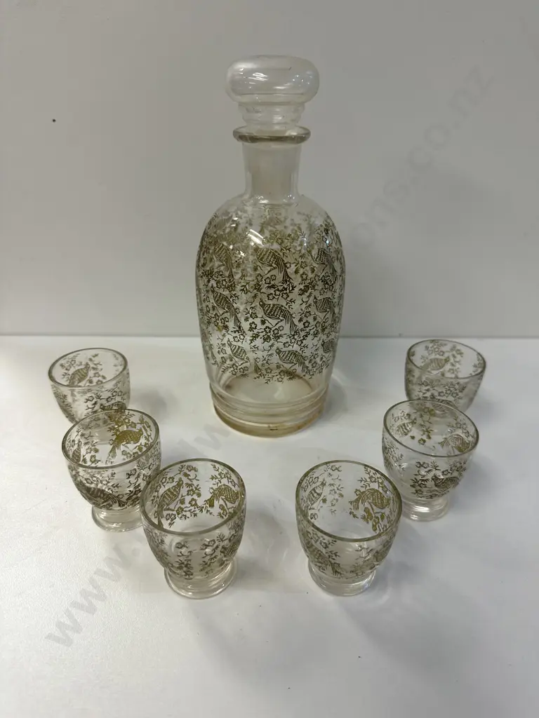 Vintage Decanter & Set of 6 Glasses Image 1++