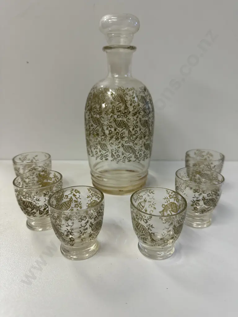 Vintage Decanter & Set of 6 Glasses Image 1++