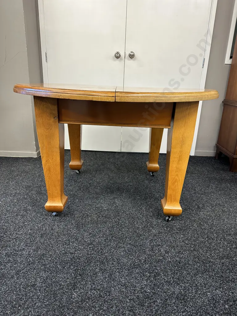 Antique Oak Arts & Crafts Crank Extension Dining Table On Castors, 2 x Extensions (No Handle), H77 W119 - 185 D123cm Image 1++