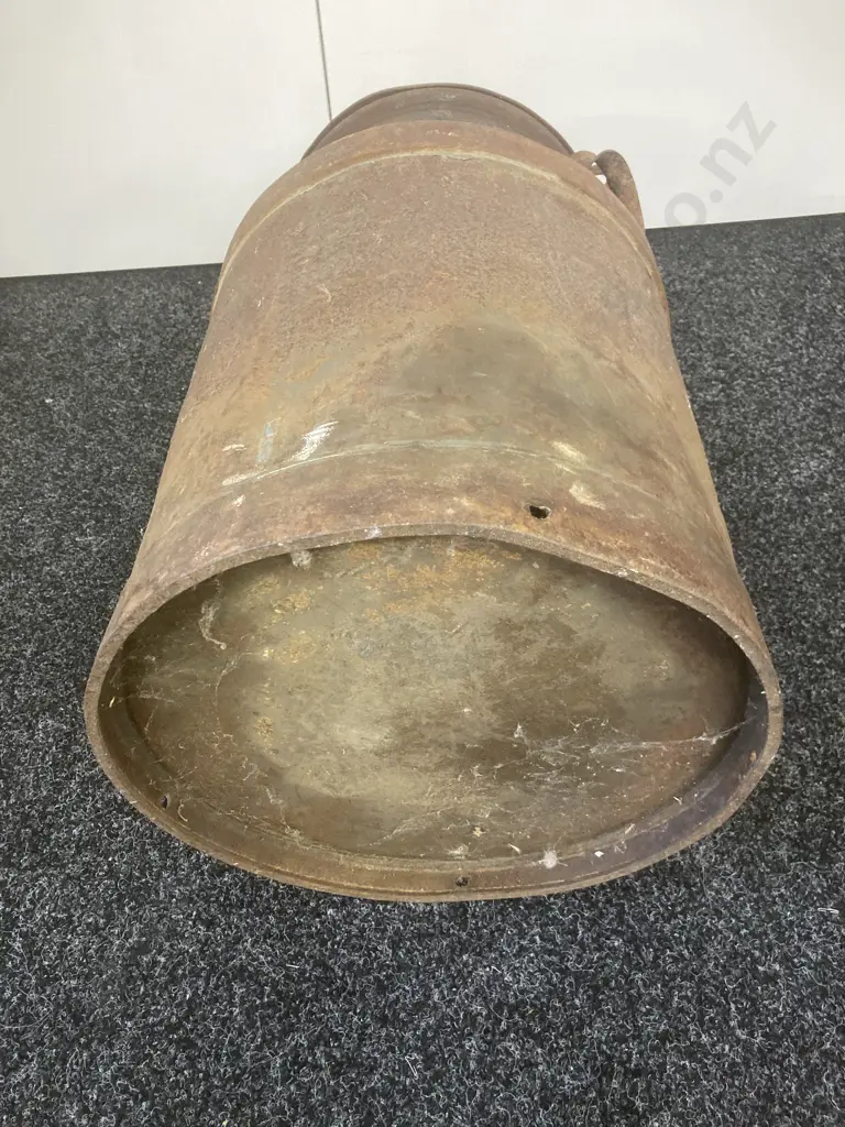 Vintage Steel Cream Can With Lid Manufactured by A.Harvey & Sons, Auckland, H55cm Image 1++