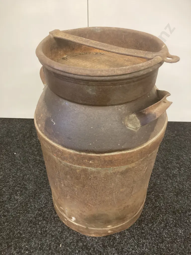 Vintage Steel Cream Can With Lid Manufactured by A.Harvey & Sons, Auckland, H55cm Image 1++
