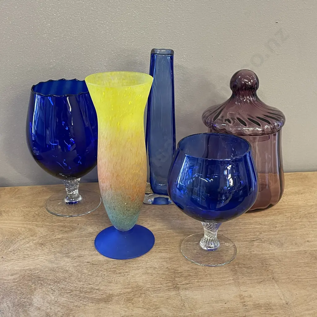 Art Glass items x 5 Image 1++