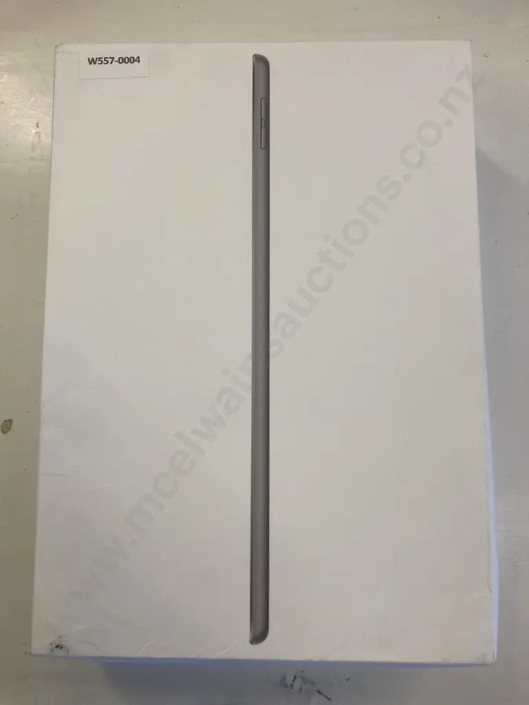 iPad (9th Generation) Wi-Fi, 64GB, MK2K3X/A, Space Grey, Serial No. WDMW59G7DM Image 1++