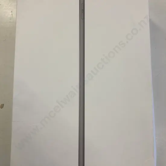 iPad (9th Generation) Wi-Fi, 64GB, MK2K3X/A, Space Grey, Serial No. WDMW59G7DM