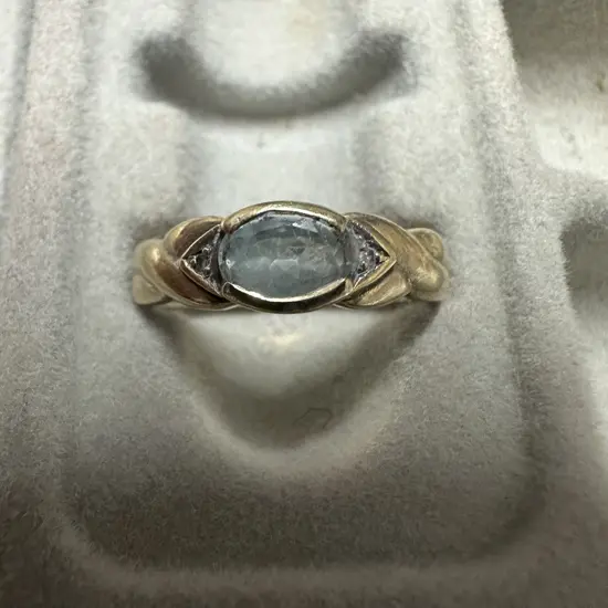 Stamped 375 Gold Ring With Blue Coloured Stone