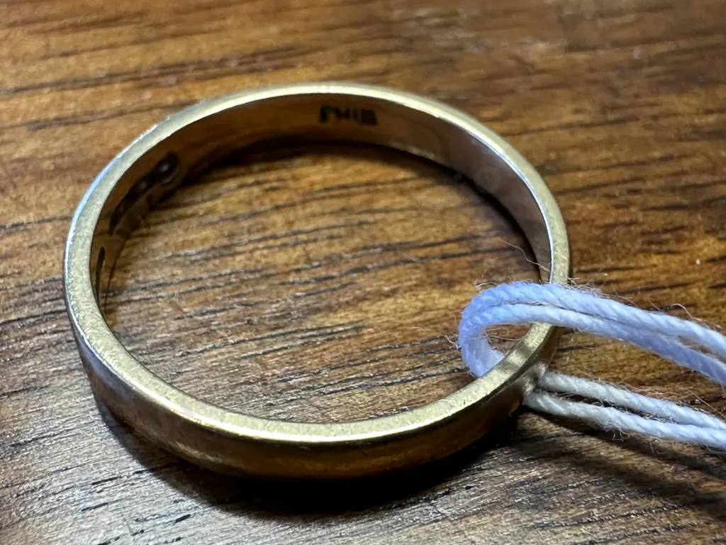 Gold Wedding Band Stamped? With Diamonds? Image 1++