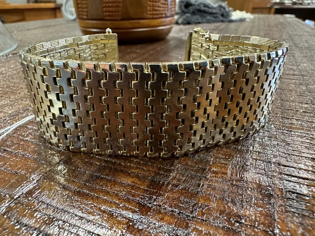18ct Tested Gold Plated Bracelet Image 1++