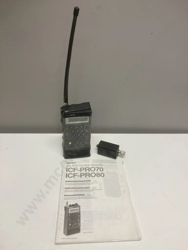 Sony ICF-PRO80 PLL Synthesised Radio Receiver, 40-Memory, With Manual & FRQ-80 Frequency Converter Image 1++