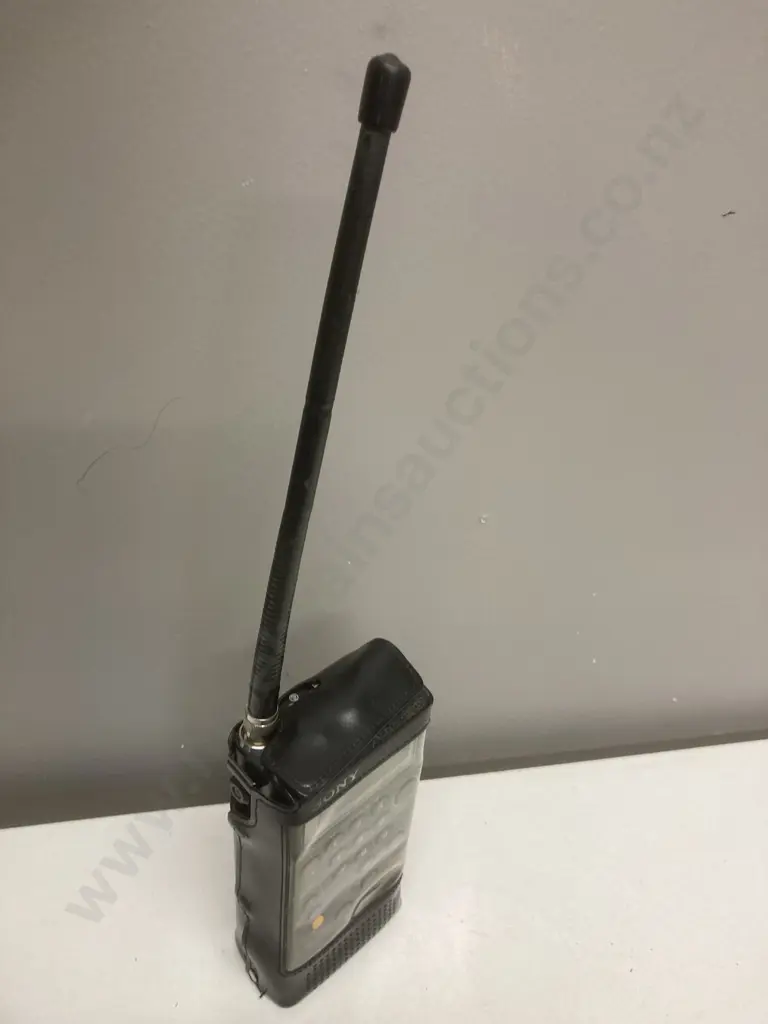 Sony ICF-PRO80 PLL Synthesised Radio Receiver, 40-Memory, With Manual & FRQ-80 Frequency Converter Image 1++