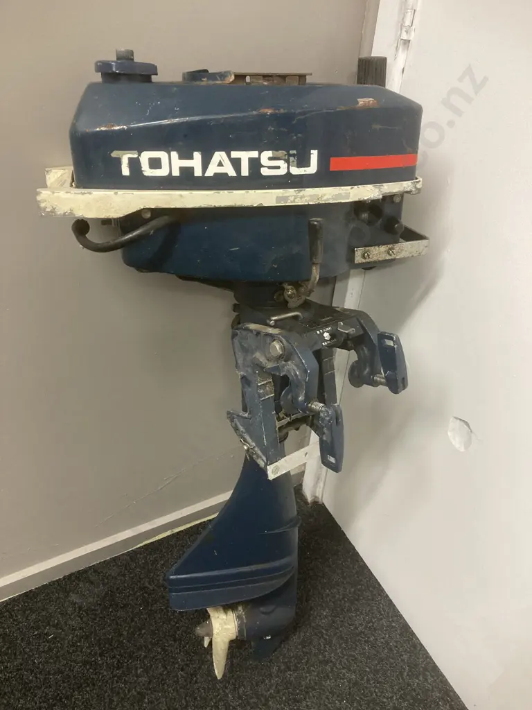 Tohatsu 5 Outboard Motor - Decoration Only Image 1++