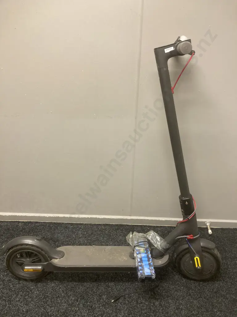 Mi Electric Scooter M365 (As Found Condition) Image 1++