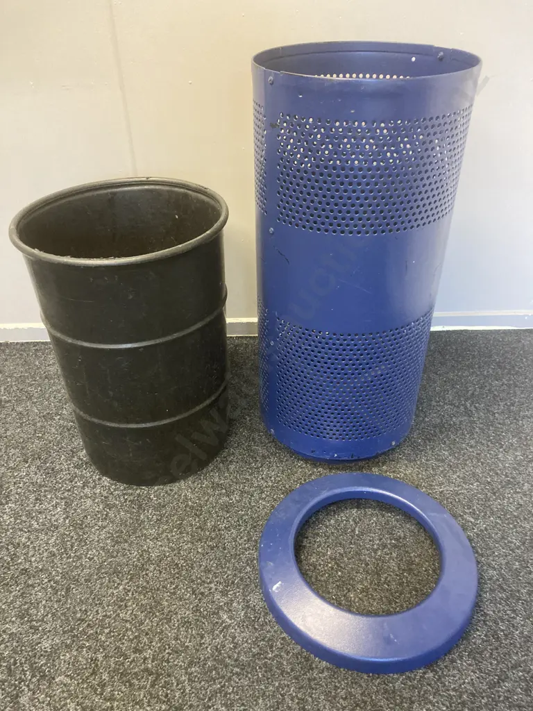 Outdoor Bin - Blue Perforated Steel Mesh With a Plastic Inner Bin & Ring Top, 87 x 41cm Image 1++