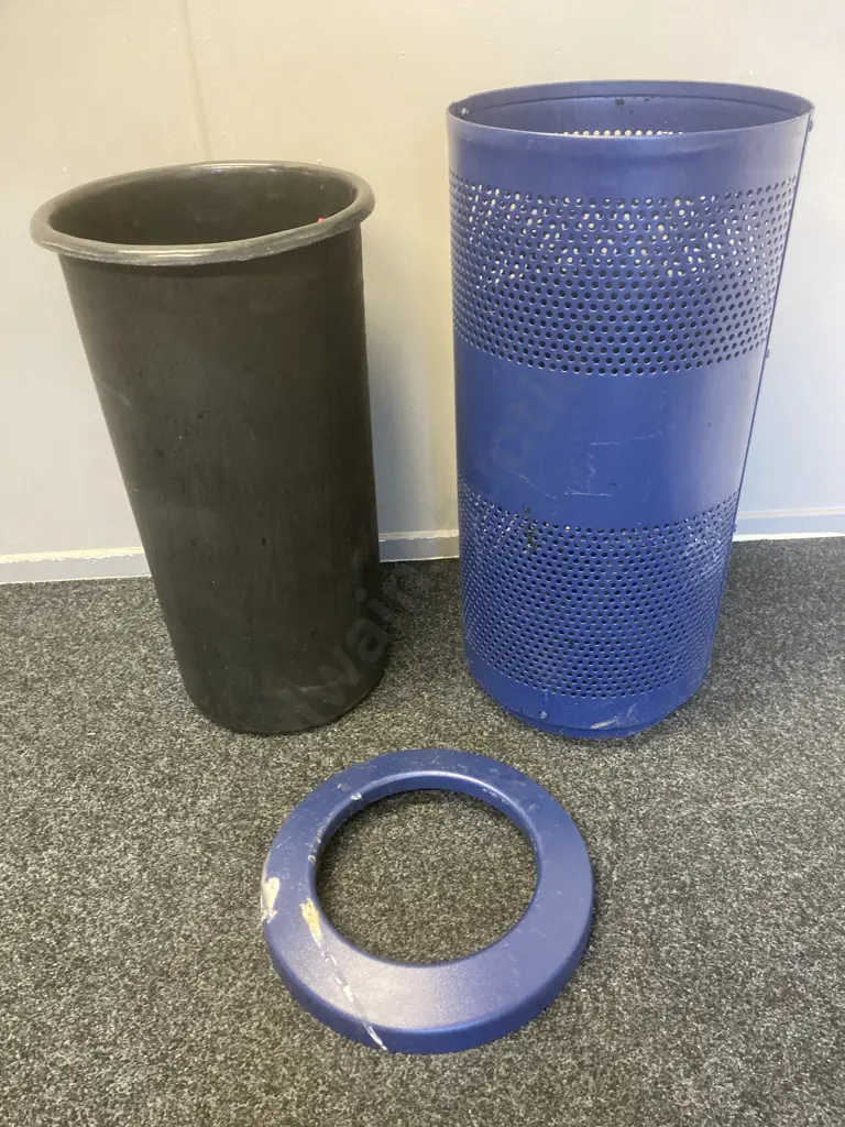 Outdoor Bin - Blue Perforated Steel Mesh With a Plastic Inner Bin & Ring Top, 87 x 41cm Image 1++