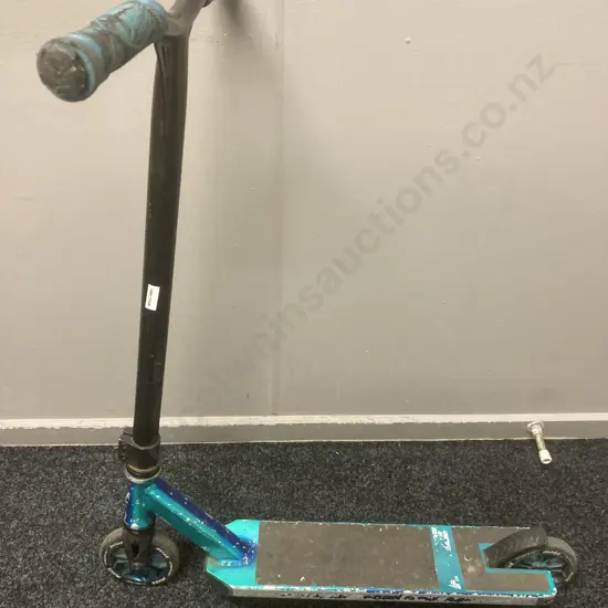 Blue Kids Scooter(Donated As Unable to Sell)