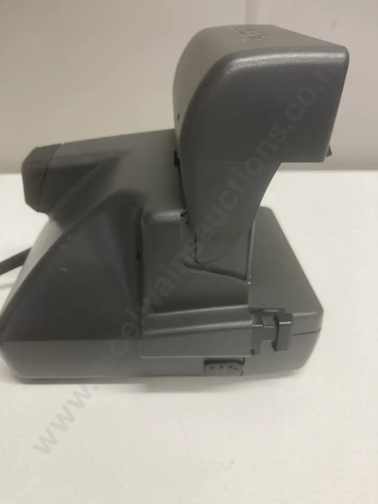 Polaroid 636 Close Up Instant Camera Image 1++