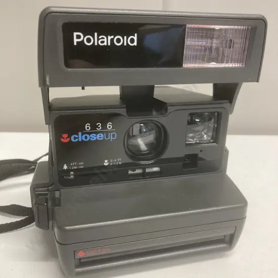 Polaroid 636 Close Up Instant Camera