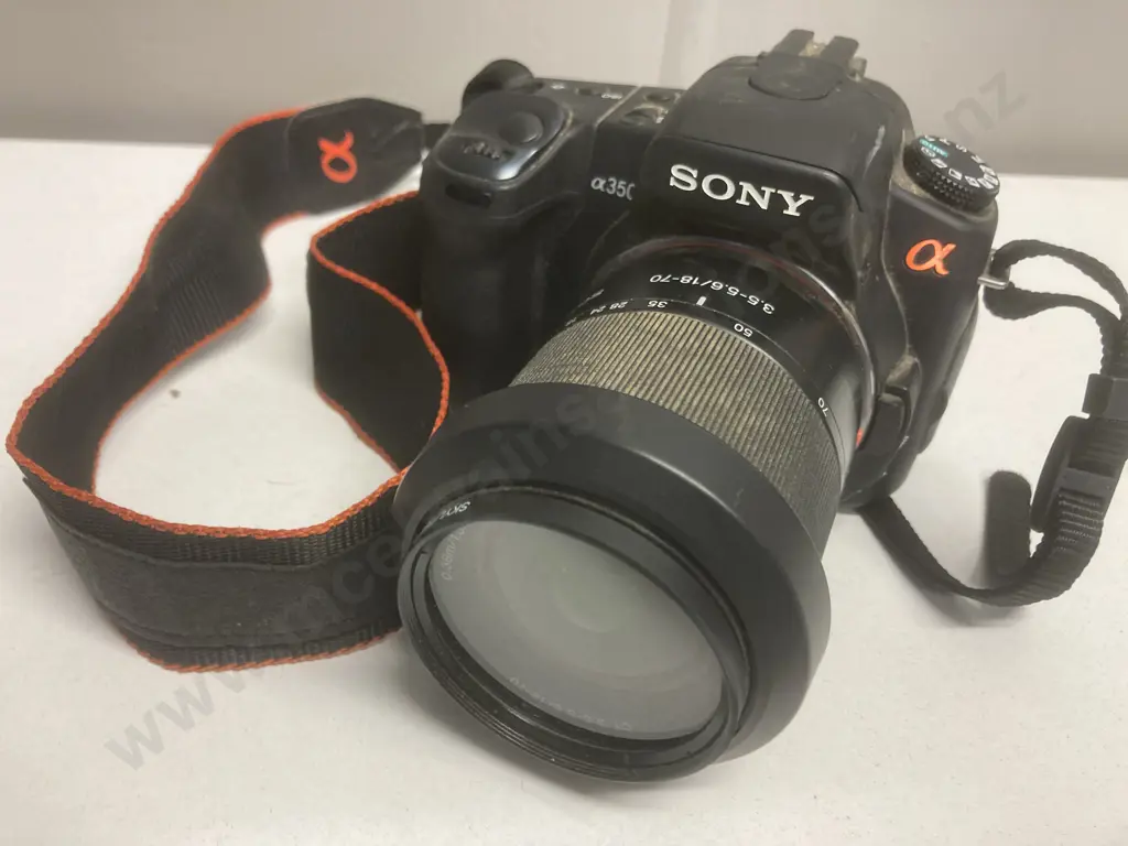 Sony Alpha DSLR-A350 Camera With a Sony DT 18-70mm F3.5-5.6 Lens (Has Battery But No Charger) Image 1++