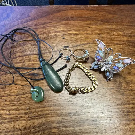 Selection of Costume Jewellery Rings, Greenstone Necklace, Brooch Etc