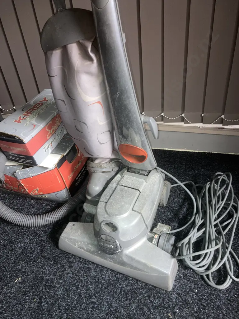 Kirby Sentra Vacuum Cleaner & Accessories Image 1++