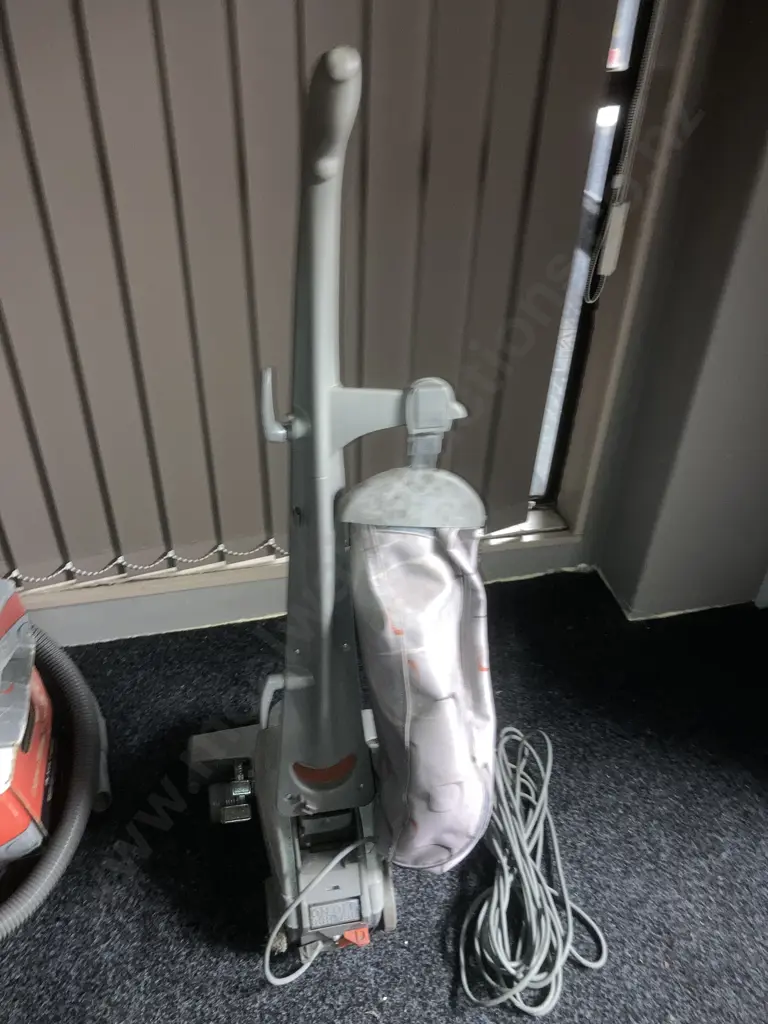 Kirby Sentra Vacuum Cleaner & Accessories Image 1++