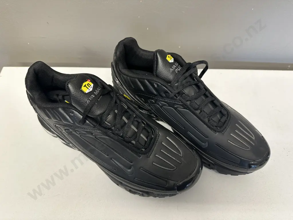 Nike Tuned Air Air Max Plus Size 9 Black Image 1++
