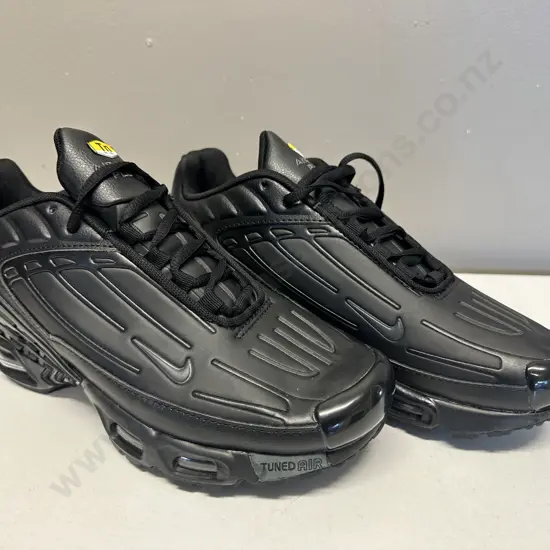 Nike Tuned Air Air Max Plus Size 9 Black