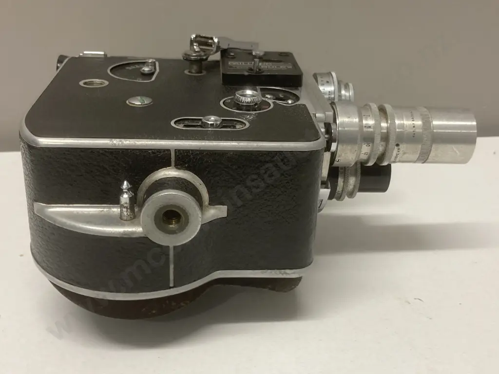 Paillard Bolex H16 16mm Cine Camera In A Vintage Case Image 1++