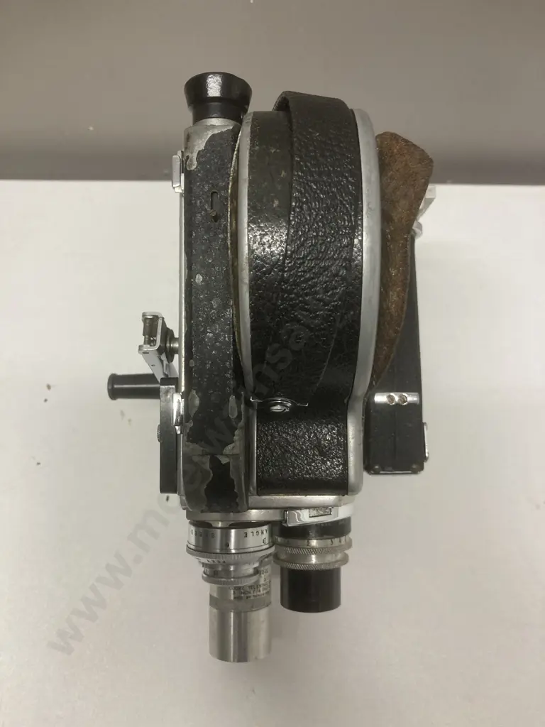 Paillard Bolex H16 16mm Cine Camera In A Vintage Case Image 1++