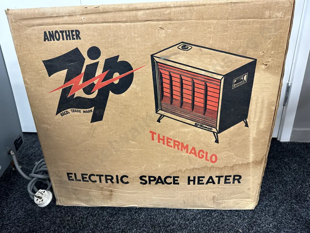 Vintage Zip Thermaglo Electric Space heater With Original Box, Dove Grey(Donated As Unable to Sell) Image 1++