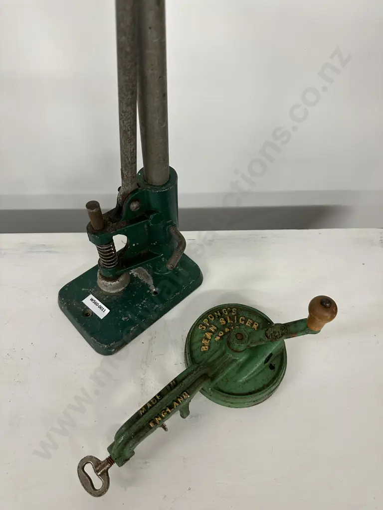 Vintage SELRO Bottle Cap Press & Spong Bean Slicer Image 1++