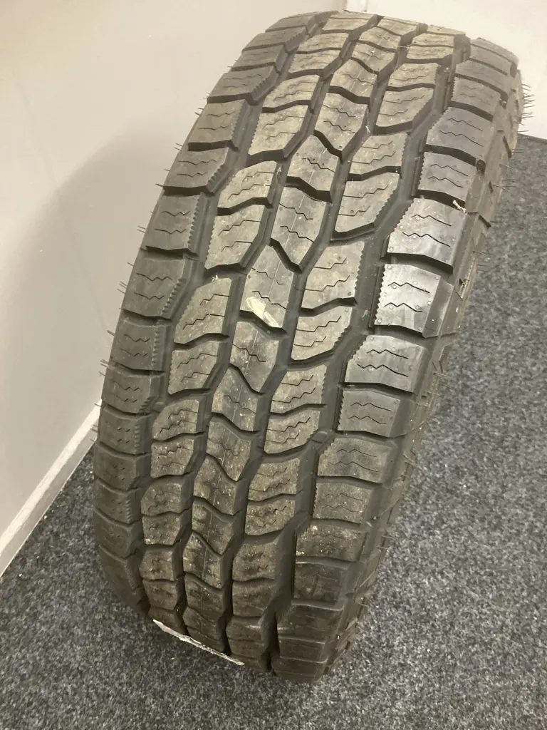 As New Tyre - CooperTires Discover AT3 LT LT265/60R18 Load Range E 119/116S Image 1++