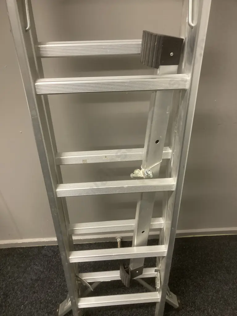 Work Zone 3 Way Household Ladder - 100Kg Image 1++