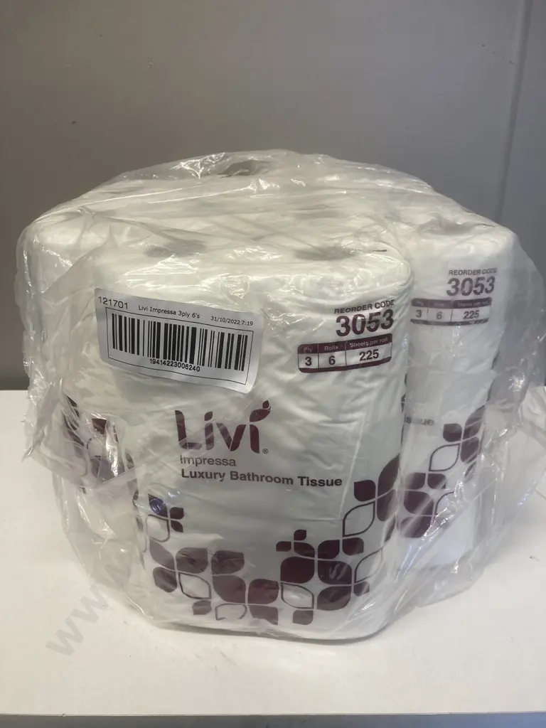Livi Impressa 3 Ply 6 Packets of 6 Rolls Image 1++