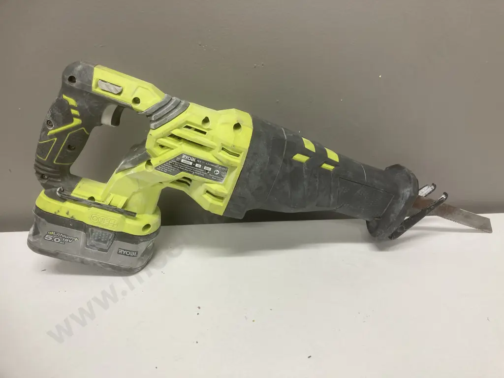 Ryobi ONE+ 18V High Power Reciprocating Saw - R18RS, With a 5.0Ah Battery (No Charger) Image 1++