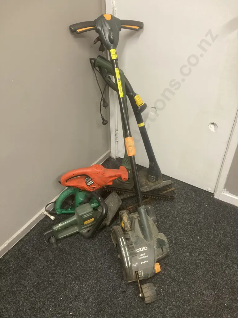 Ozito 1400W Lawn Edger, GMC & B&D Line Trimmers, Three Electric Hedge Trimmers Image 1++
