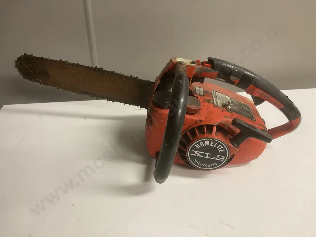 Homelite XL2 Automatic Top Handle Chainsaw (As Found Condition) Image 1++