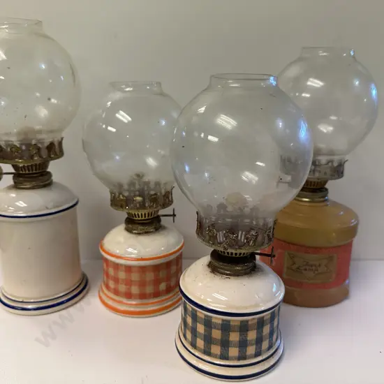 Selection of 4 Vintage Hurricane Lamps, Ceramic Checked Bases Etc