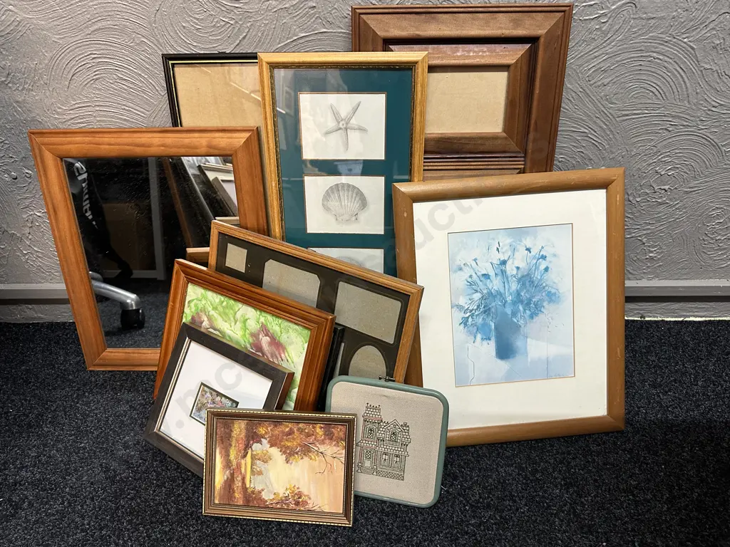 Assorted Wooden Picture Frames, Mirror & Tapestry Pictures Image 1++