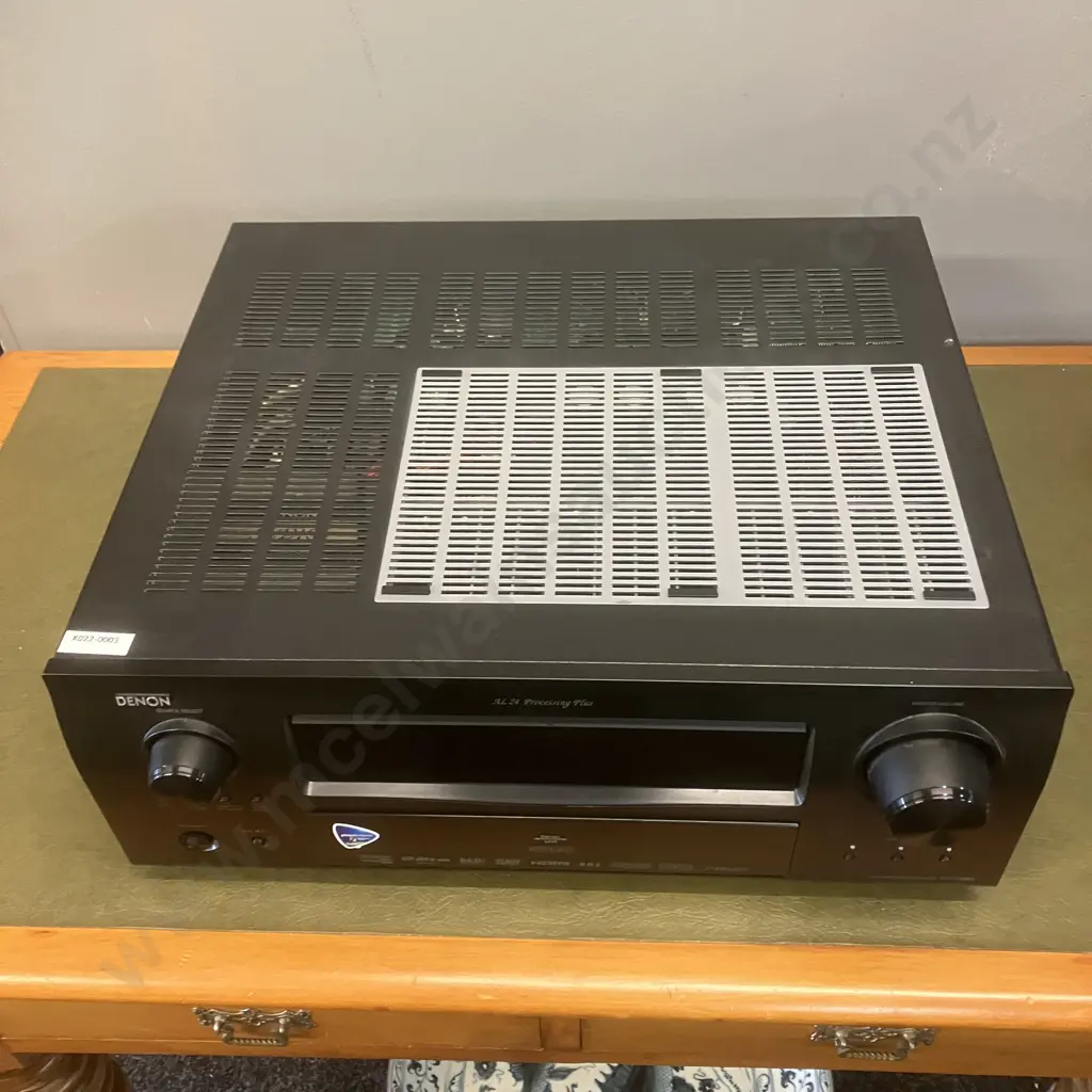 Denon AV Surround Reciever AVR-3808 (No Remote Control Or Power Lead) Image 1++